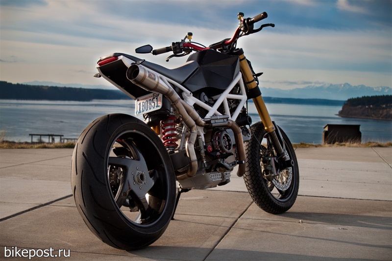 Тюнингованный мотоцикл Ducati Hypermotard