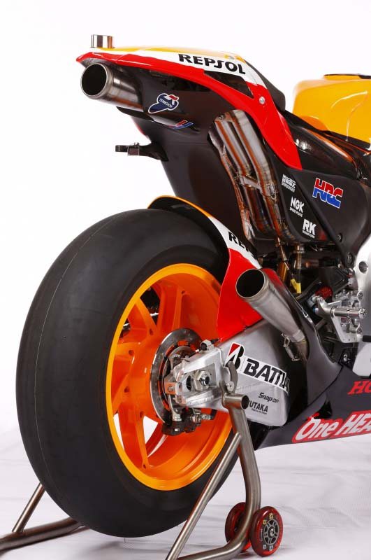 Гоночный мотоцикл Honda RC213V 2012