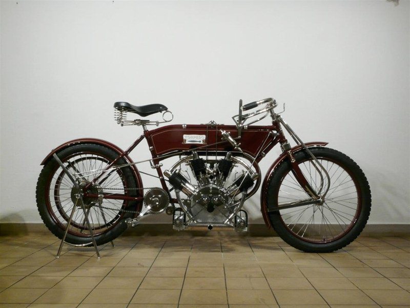 Ретро мотоцикл Torpedo V4 1909