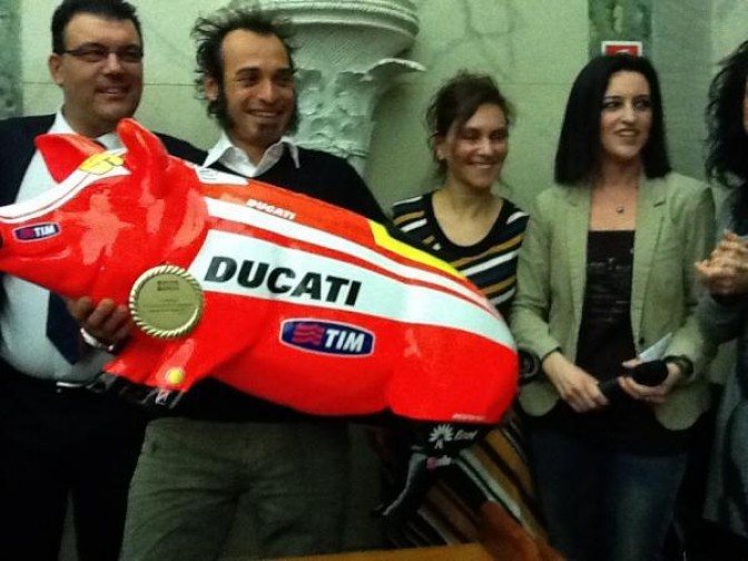 Свинка Desmoporko - новый талисман Ducati